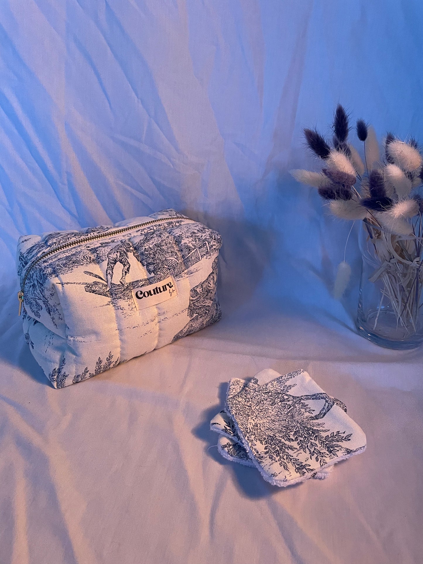 La trousse de toilette Bleue