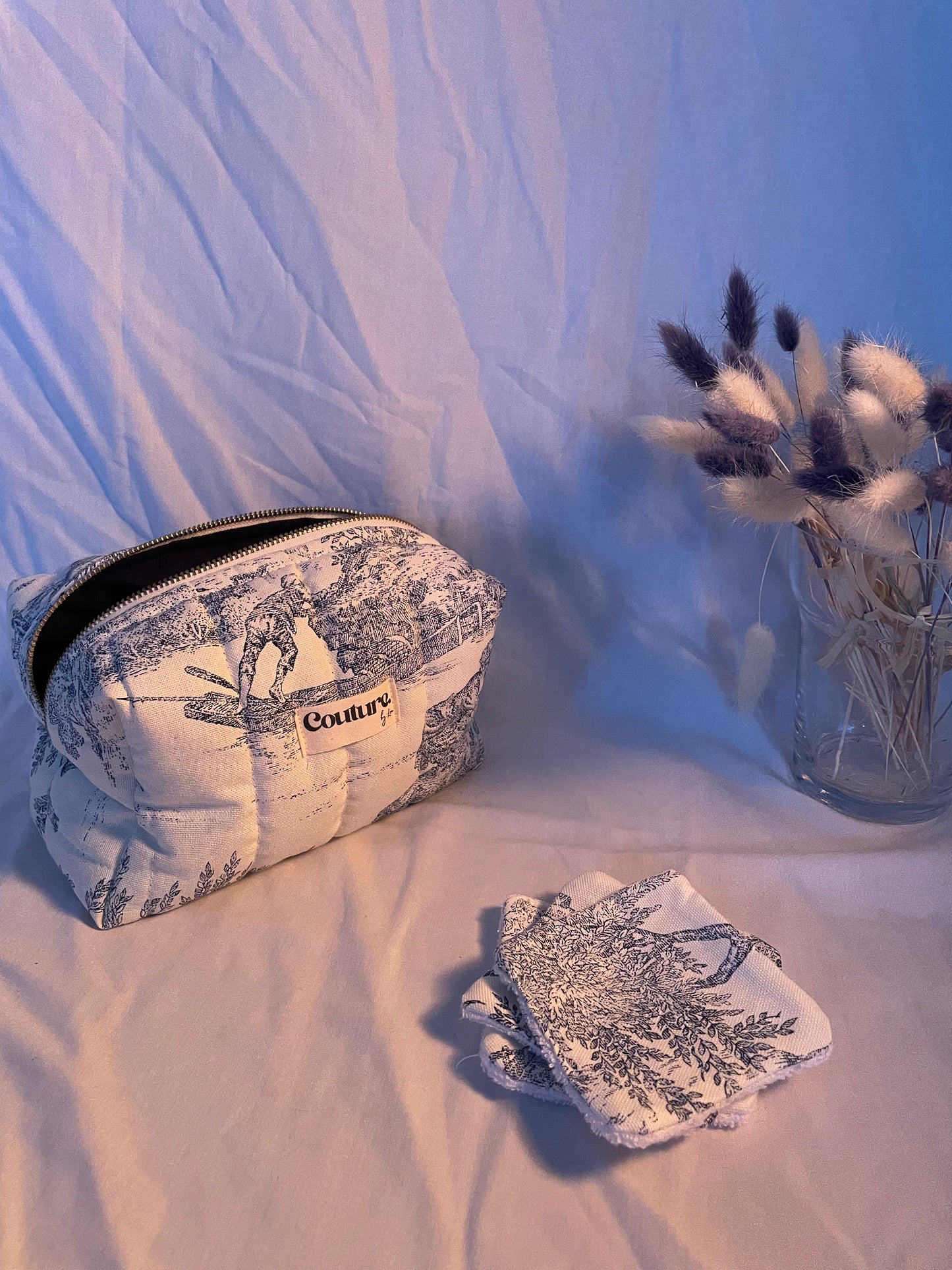 La trousse de toilette Bleue
